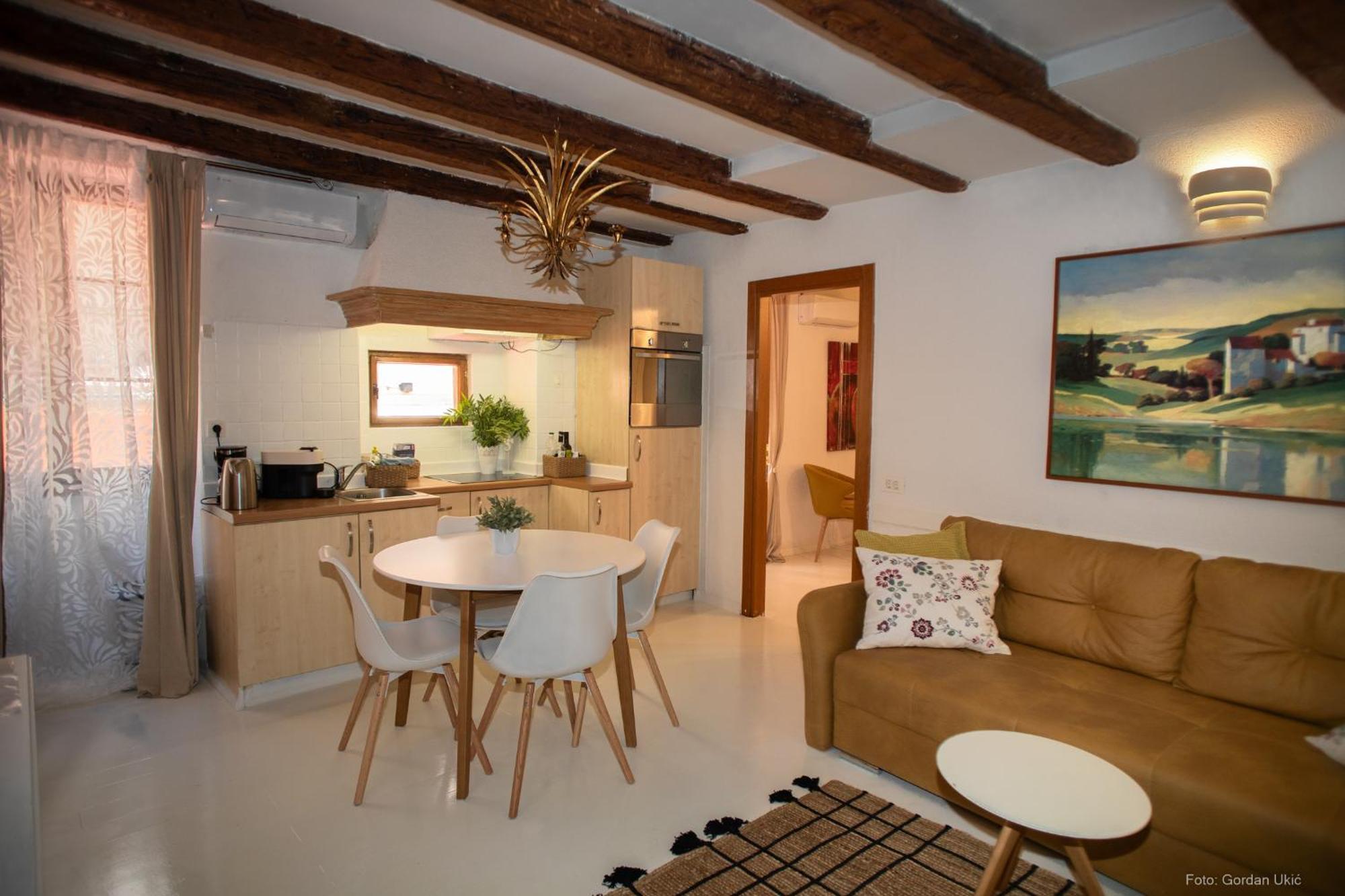 Apartment Jolli *